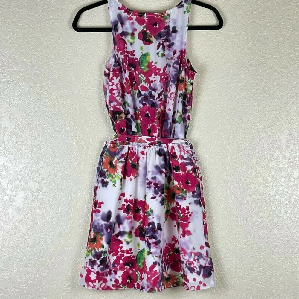 EXPRESS Dress Women's Sz XS A-Line Scoop Neck Belted Pocket Floral Pink Purple - Picture 3 of 11